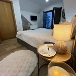 Senhora Da Estrela Al Apartmán